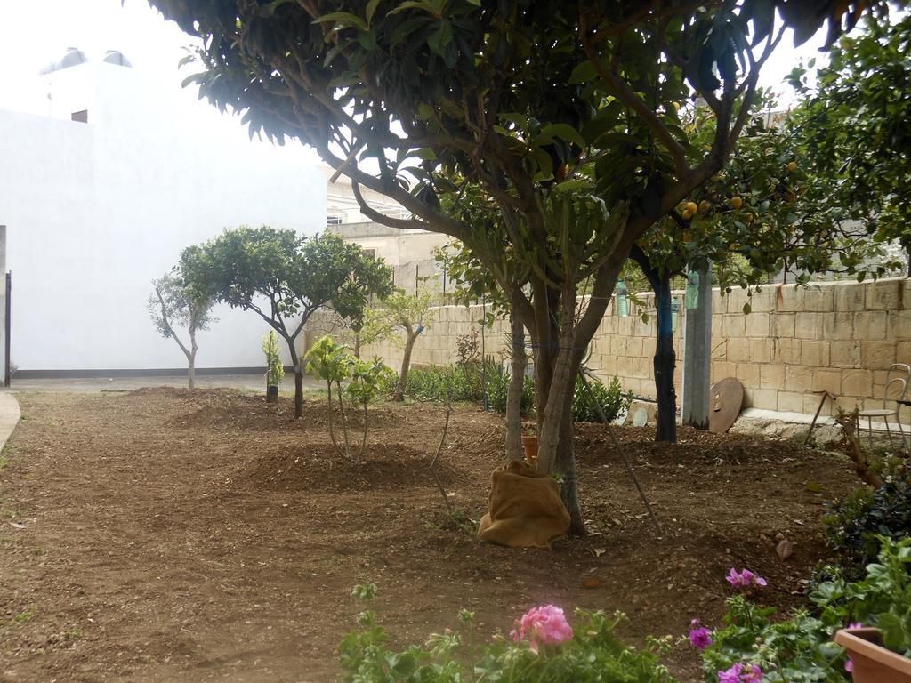 Il Giardino Del Corso Apartment Avola Bagian luar foto